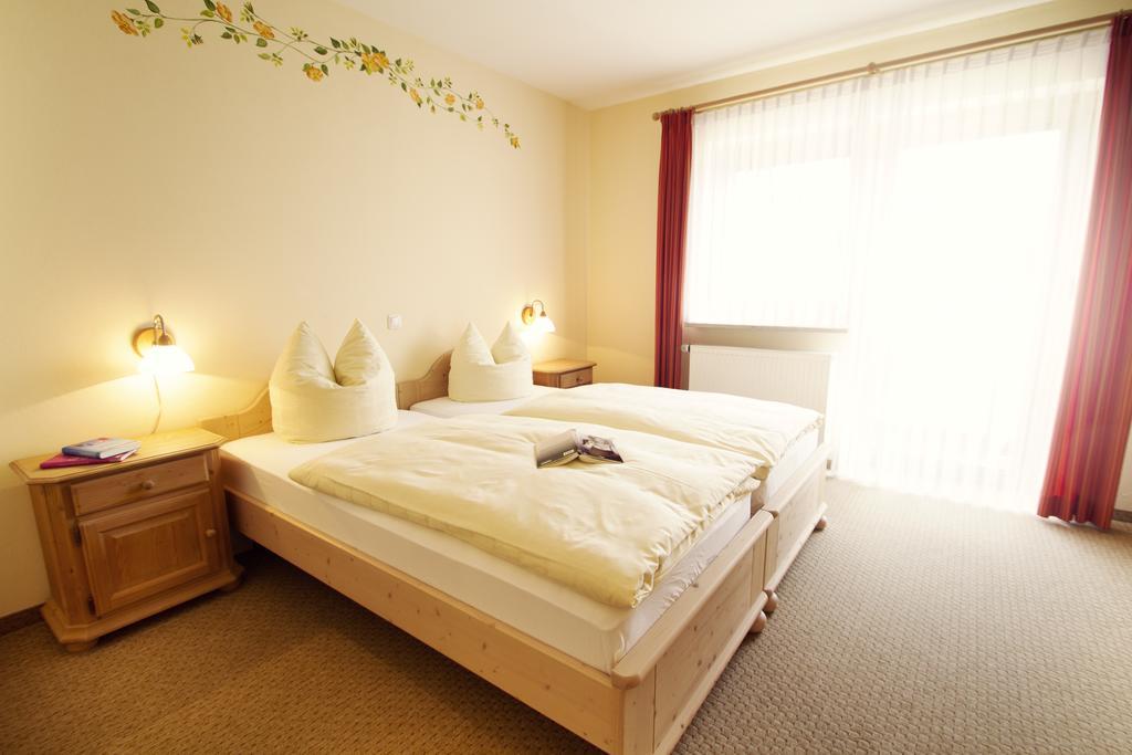 Brotzeit-Stadl Gbr Hotel Бад Щафелщайн Стая снимка